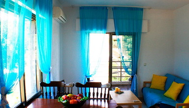 Salonikiou Beach Apartments