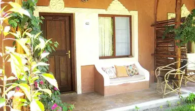 Samaki Lodge