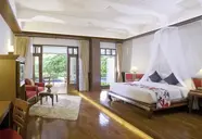 Samui Buri Beach Resort