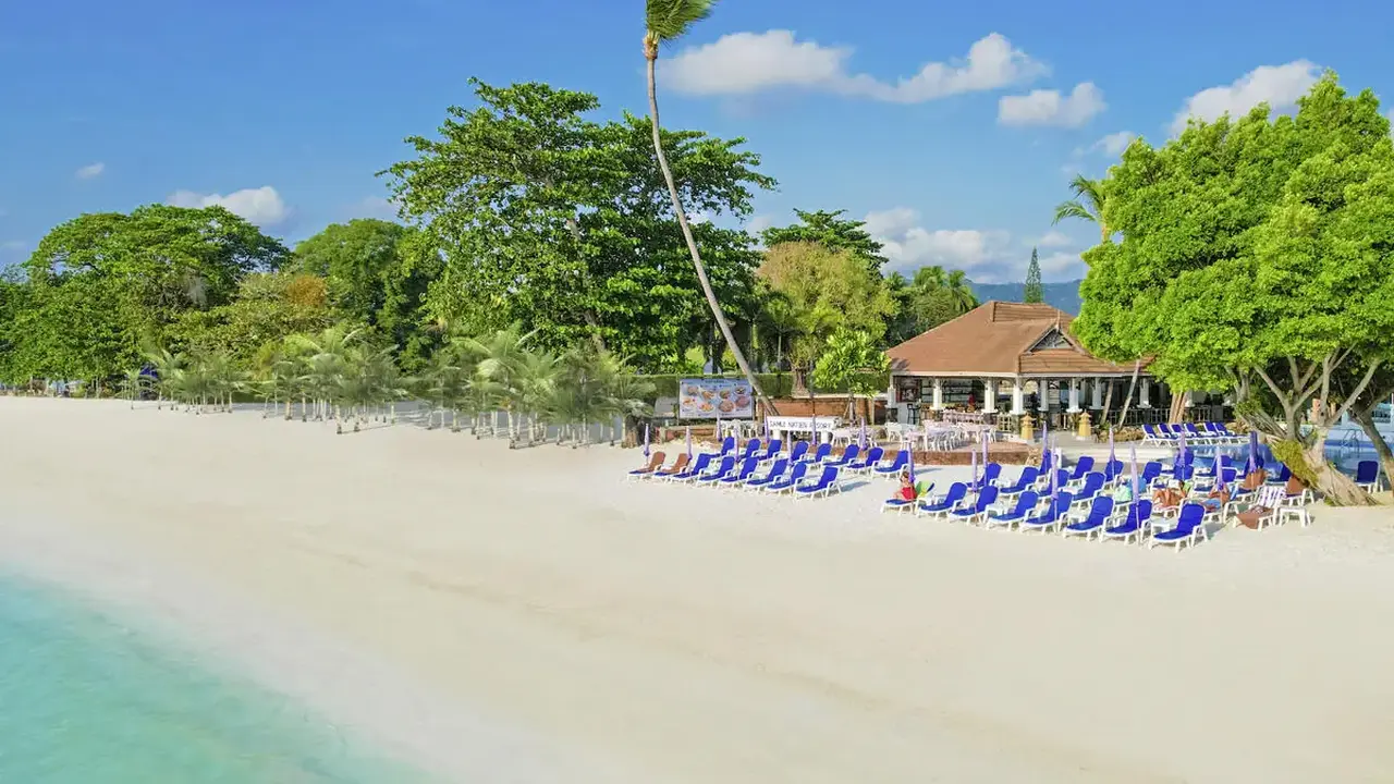 Samui Natien Resort