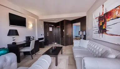 Sandos Monaco & Spa