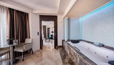 Sandos Monaco & Spa