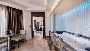 Sandos Monaco & Spa