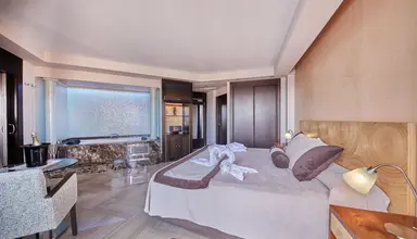 Sandos Monaco & Spa