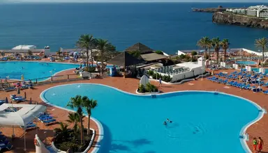 Sandos Papagayo