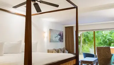 Sandos Playacar Beach Resort & Spa