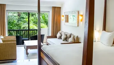 Sandos Playacar Beach Resort & Spa