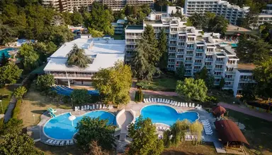 Sandy Beach (Albena)