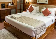 Sandyy Wavess Beach Resort