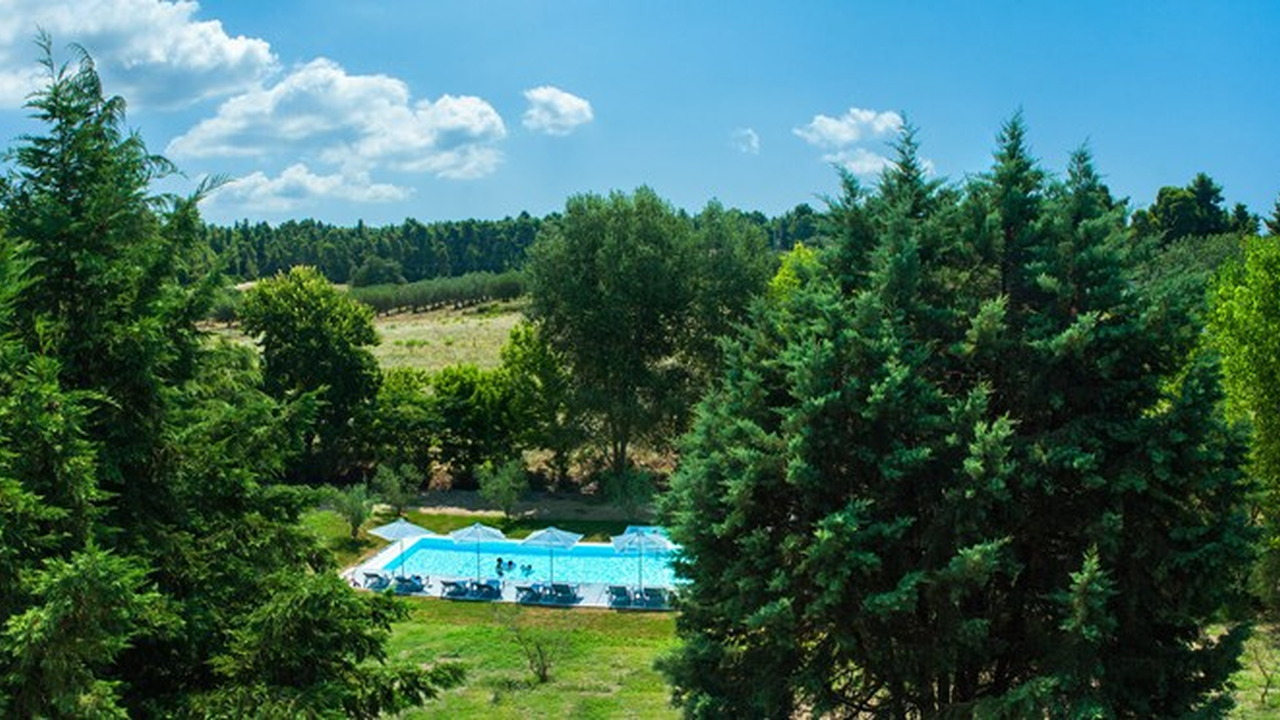 Sani Woods Apartments