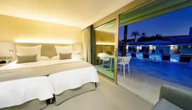 Sanom Beach Resort