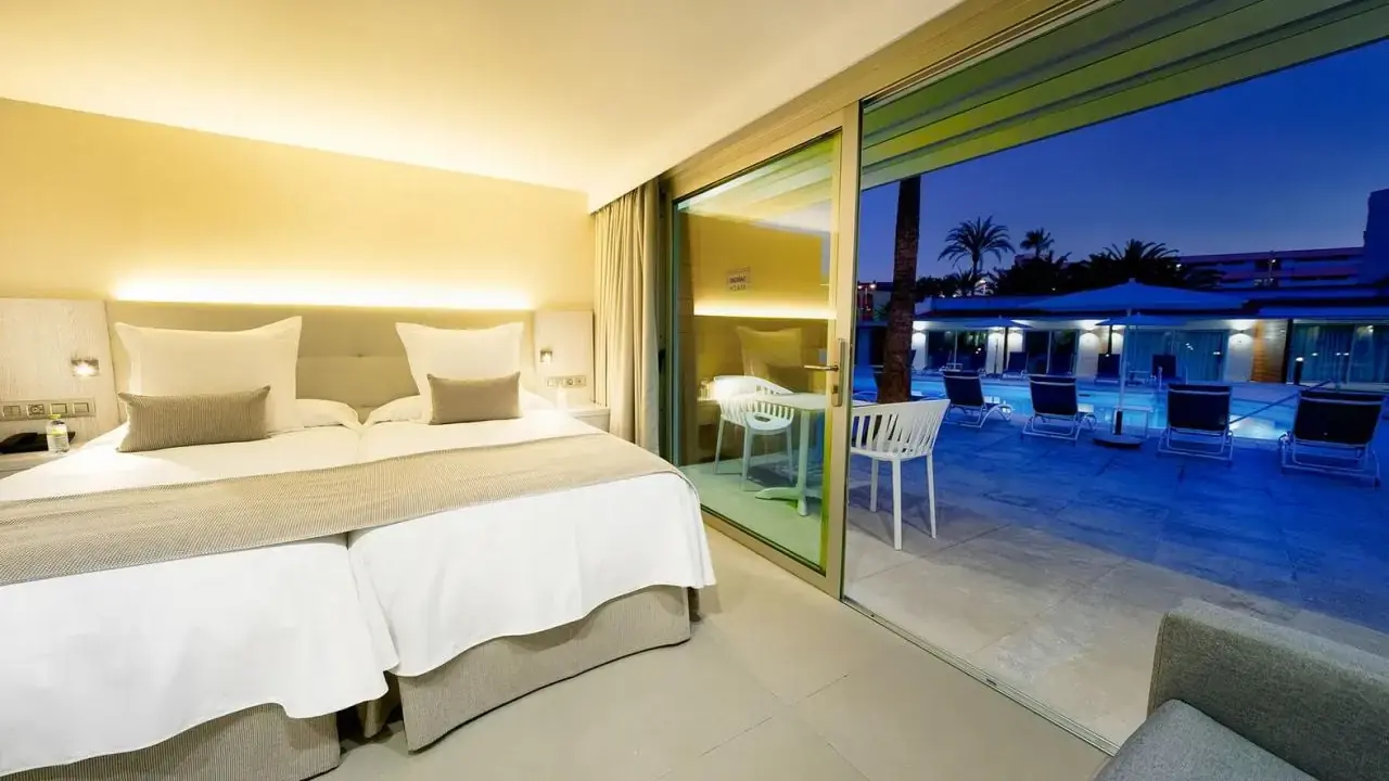 Sanom Beach Resort