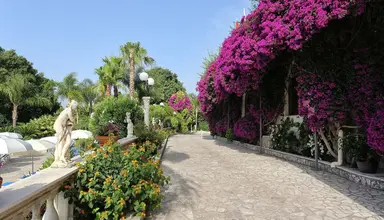 Sant Alphio Garden