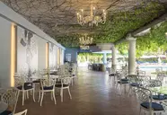 Sant Alphio Garden