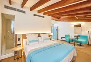 Santa Clara Urban & Spa