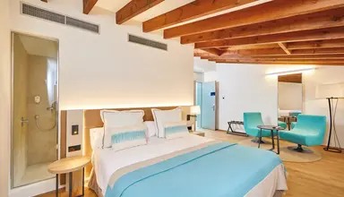 Santa Clara Urban & Spa