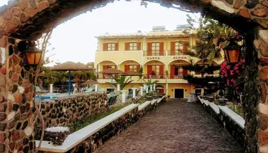 Santa Elena (Kamari)