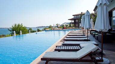 Santa Marina Holiday