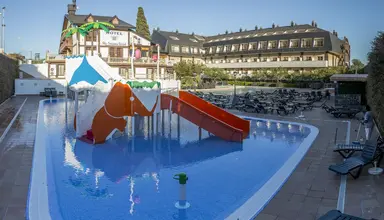 Santa Susanna Resort