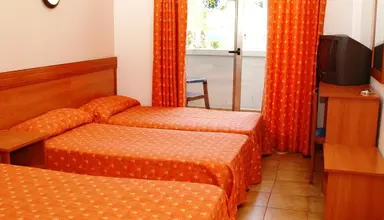 Santa Susanna Resort