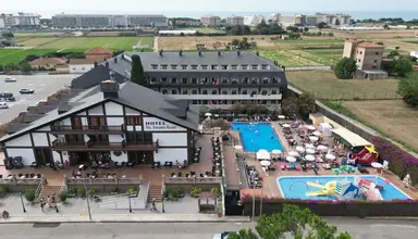 Santa Susanna Resort