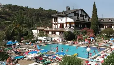 Santa Susanna Resort