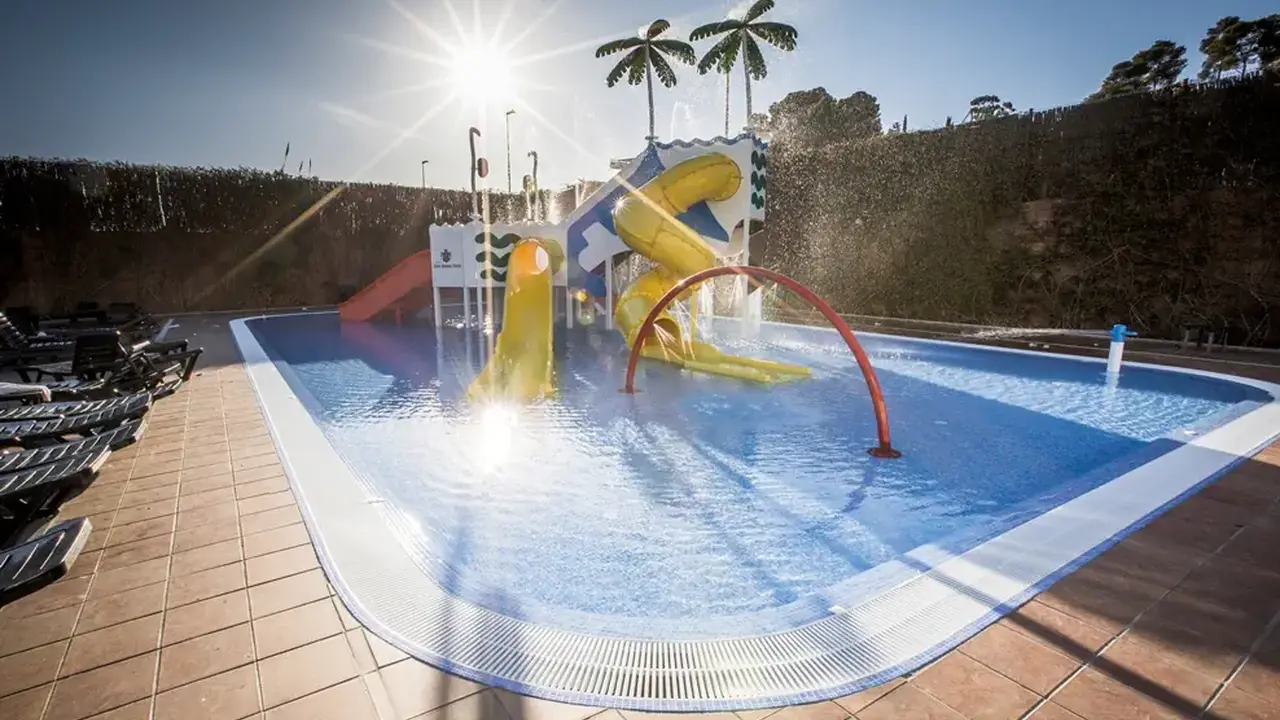 Santa Susanna Resort