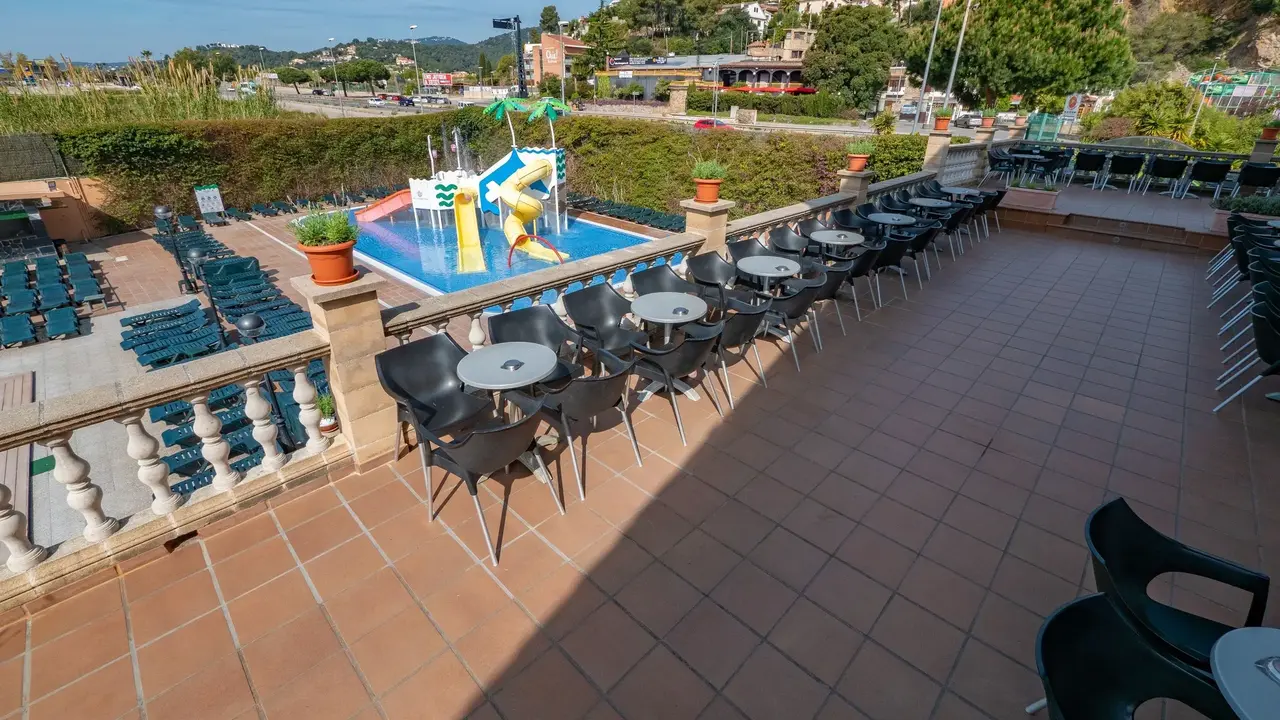 Santa Susanna Resort
