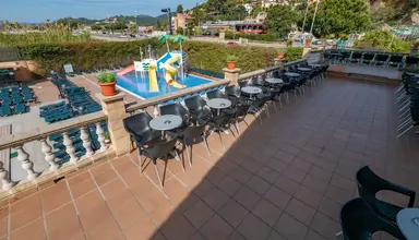 Santa Susanna Resort