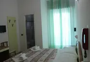 Santini