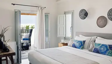 Santo Maris Luxury Suites