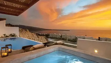 Santo Maris Luxury Suites