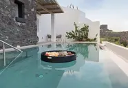 Santo Maris Luxury Suites