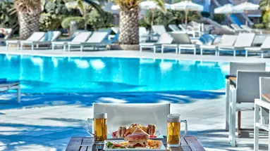 Santo Miramare Resort