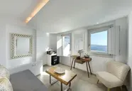 Santorini Secret Premium