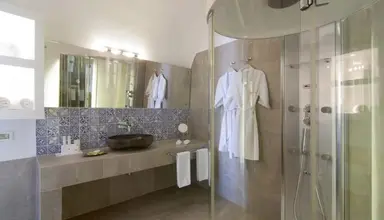 Santorini Secret