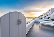 Santorini Secret