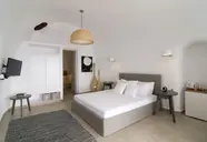 Santorini Secret