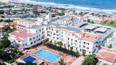 Saracen Sands Village