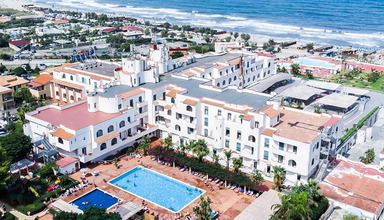 Saracen Sands Village