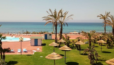 Saracen Sands Village