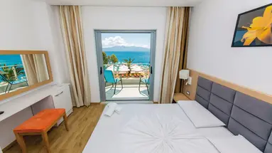 Saranda Palace