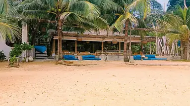 Saree Samui
