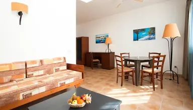 SBH Royal Monica