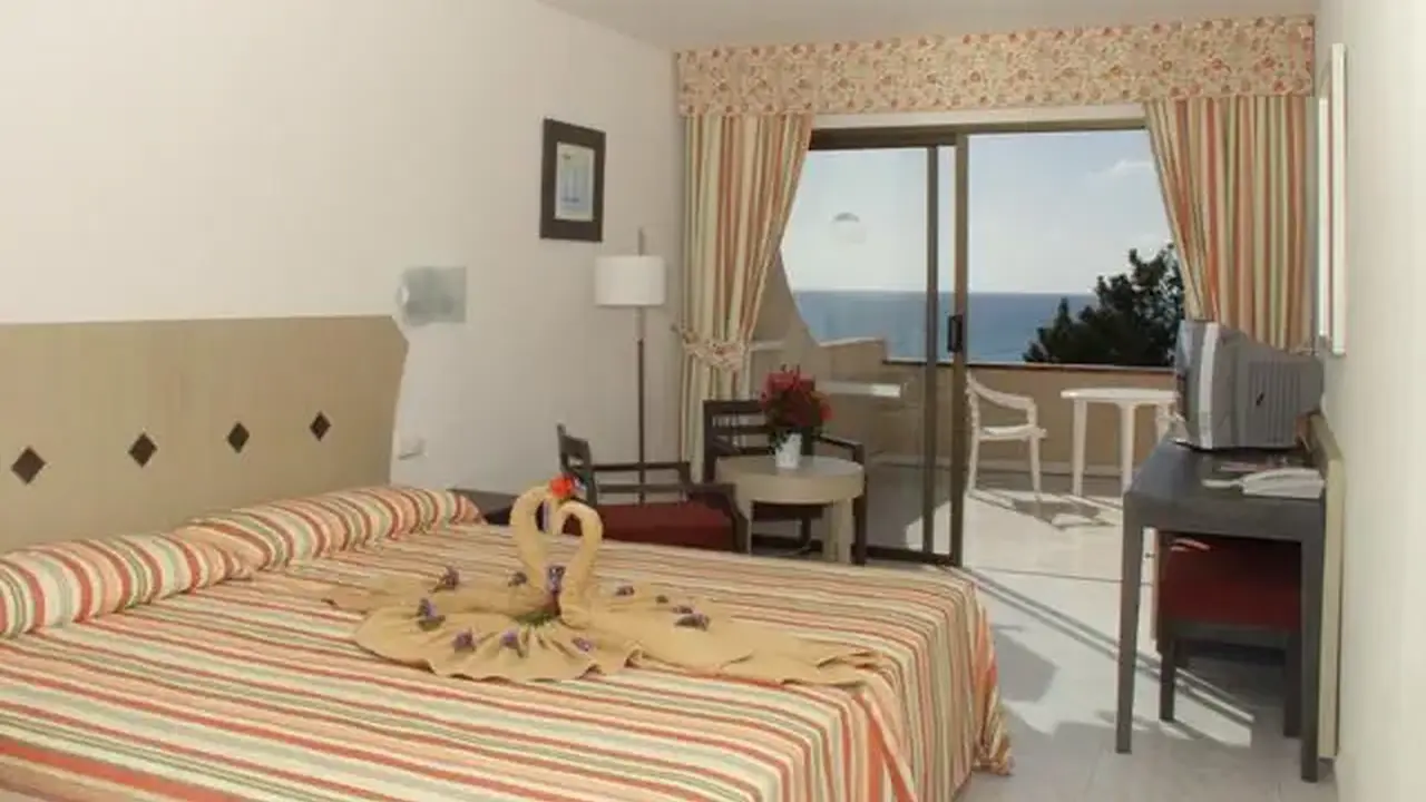 SBH Taro Beach