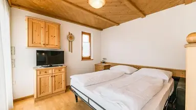 Scherlin Apartments