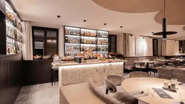 Schwarzer Adler Concept Living