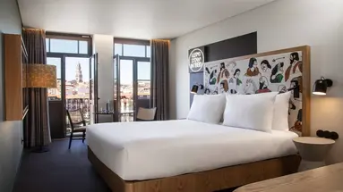 Se Catedral Tapestry Collection by Hilton