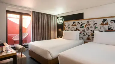 Se Catedral Tapestry Collection by Hilton