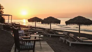 Sea Breeze Beach Resort Curio Collection By Hilton